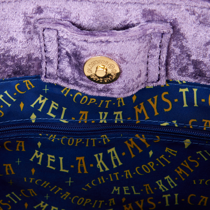 Loungefly - Disney
Hocus Pocus Velvet Crossbody Bag